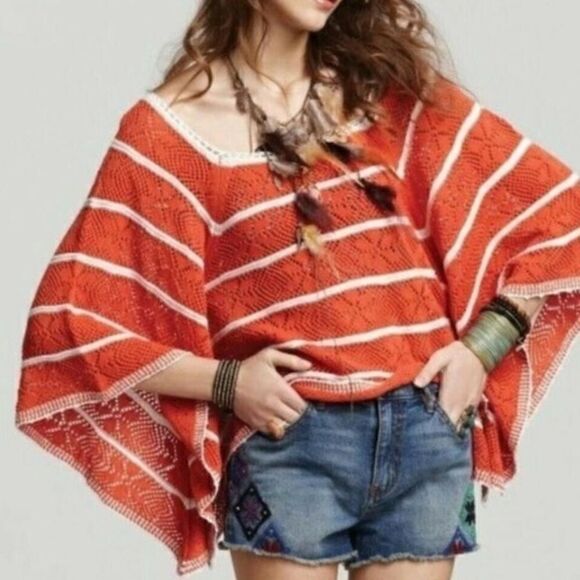 Free People La Bonita knit poncho - Picture 3 of 9